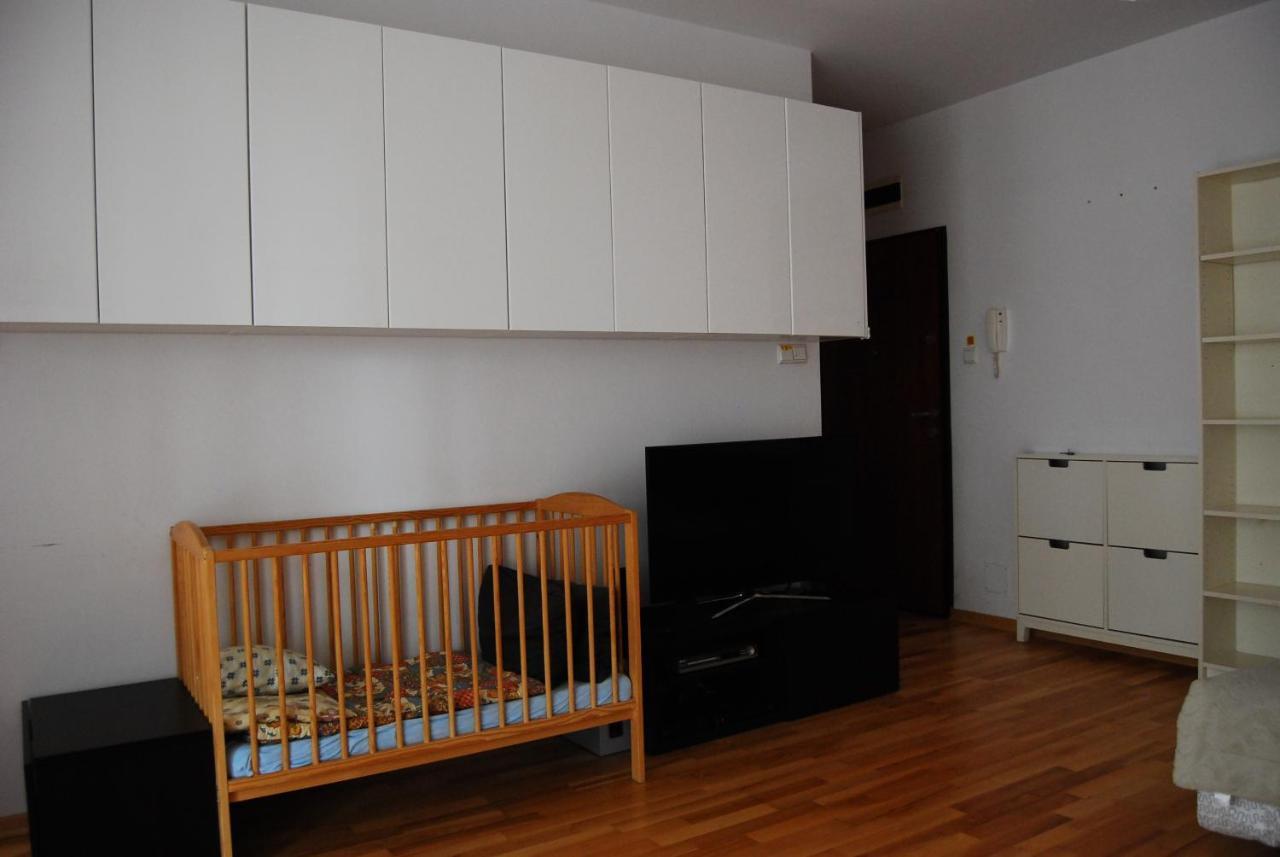 Apartament - Chelmska Olinek Varsó Kültér fotó